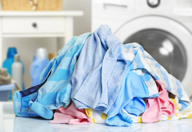 Can You Wash Towels with Clothes? - hampr